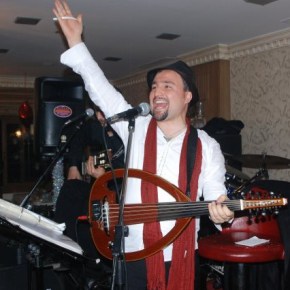 HAKAN DOBA “SEYYAH GİBİ”&nbsp;YOLDA