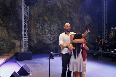 soner sarıkabadayı konser1