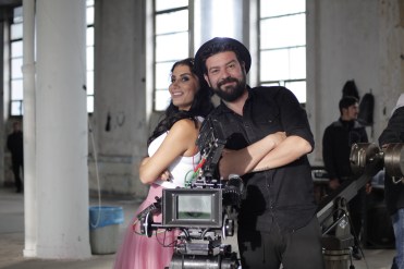 irem Derici Riza Esendemir Klip Set Fotografi
