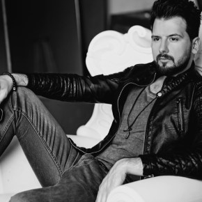 SUAT ERSOY AŞK MEVSİMİNİN EZBERİNİ&nbsp;BOZDU