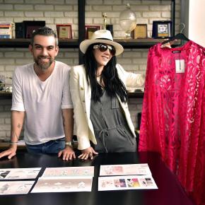 HANDE YENER MARKASI BU YAZ&nbsp;PLAJLARDA