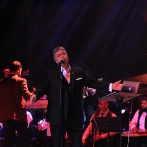 32. YILINI SAHNEDE&nbsp;KUTLADI!