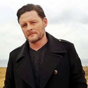 TUNA KİREMİTÇİ’DEN YENİ TEKLİ: ‘İSTANBUL&nbsp;KÖLELERİ’