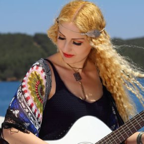 AYŞEGÜL İNCİ’DEN YENİ SINGLE: ‘BİR DEVAM&nbsp;FİLMİ’
