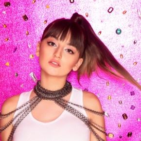 BAŞAK ÇALIK ÇOCUK STARLIKTA BAYRAĞI&nbsp;DEVRALDI!