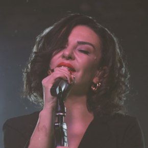 FATMA TURGUT’TAN YENİ KLİP MÜJDESİ “ELİMDE DÜNYA”&nbsp;!