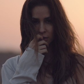 AYNUR AYDIN “DİĞER YARIN” ŞARKISINI&nbsp;KLİPLENDİRDİ!