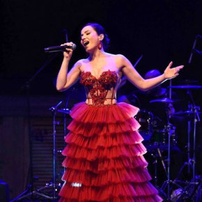 ÇEŞME’DE “BURCU GÜNEŞ” RÜZGARI&nbsp;ESTİ!