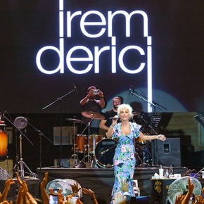 İREM DERİCİ’DEN “SEFO” SÜRPRİZİ!